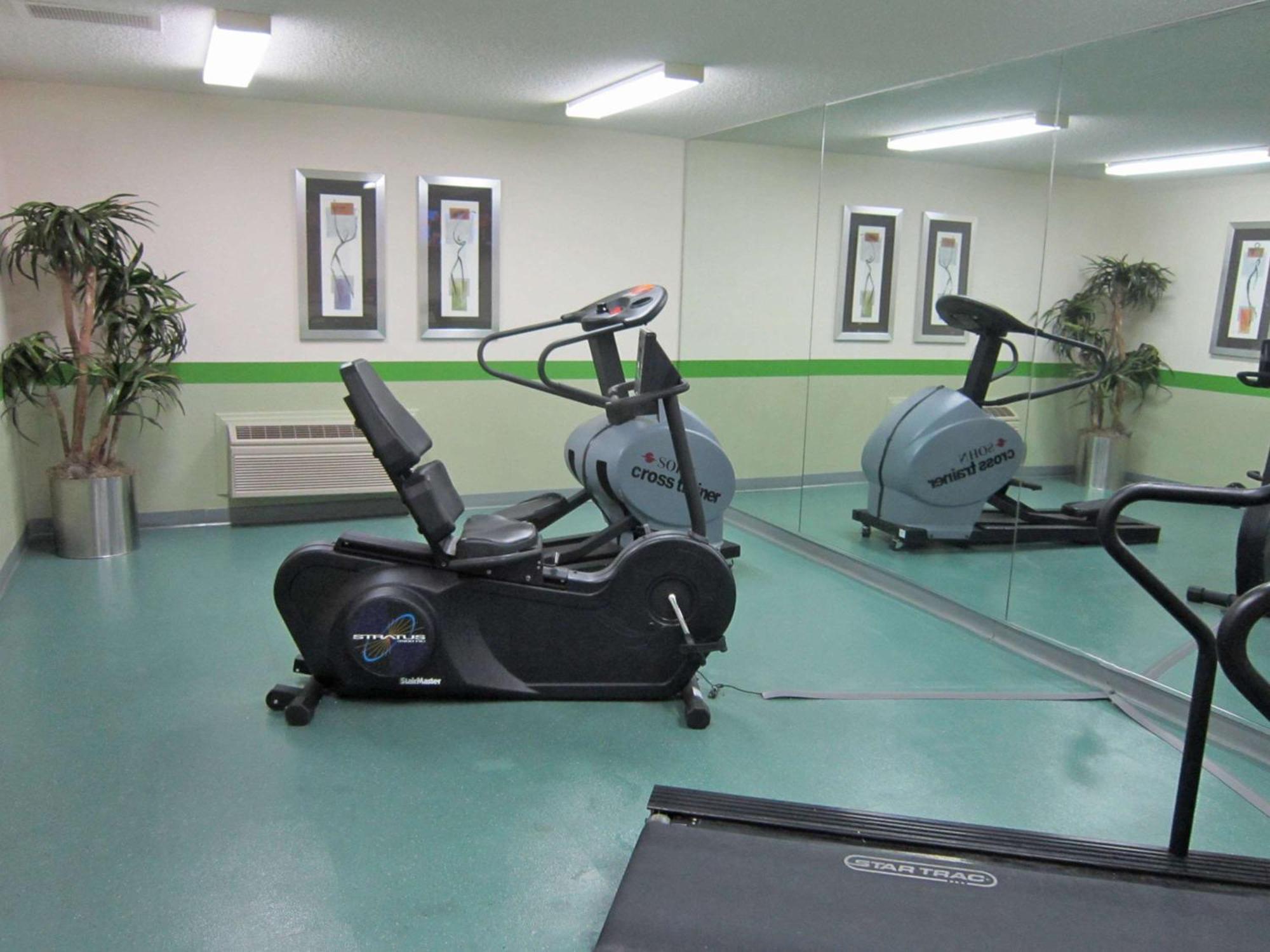 Extended Stay America Suites - Fort Lauderdale - Cypress Creek - Nw 6Th Way ภายนอก รูปภาพ