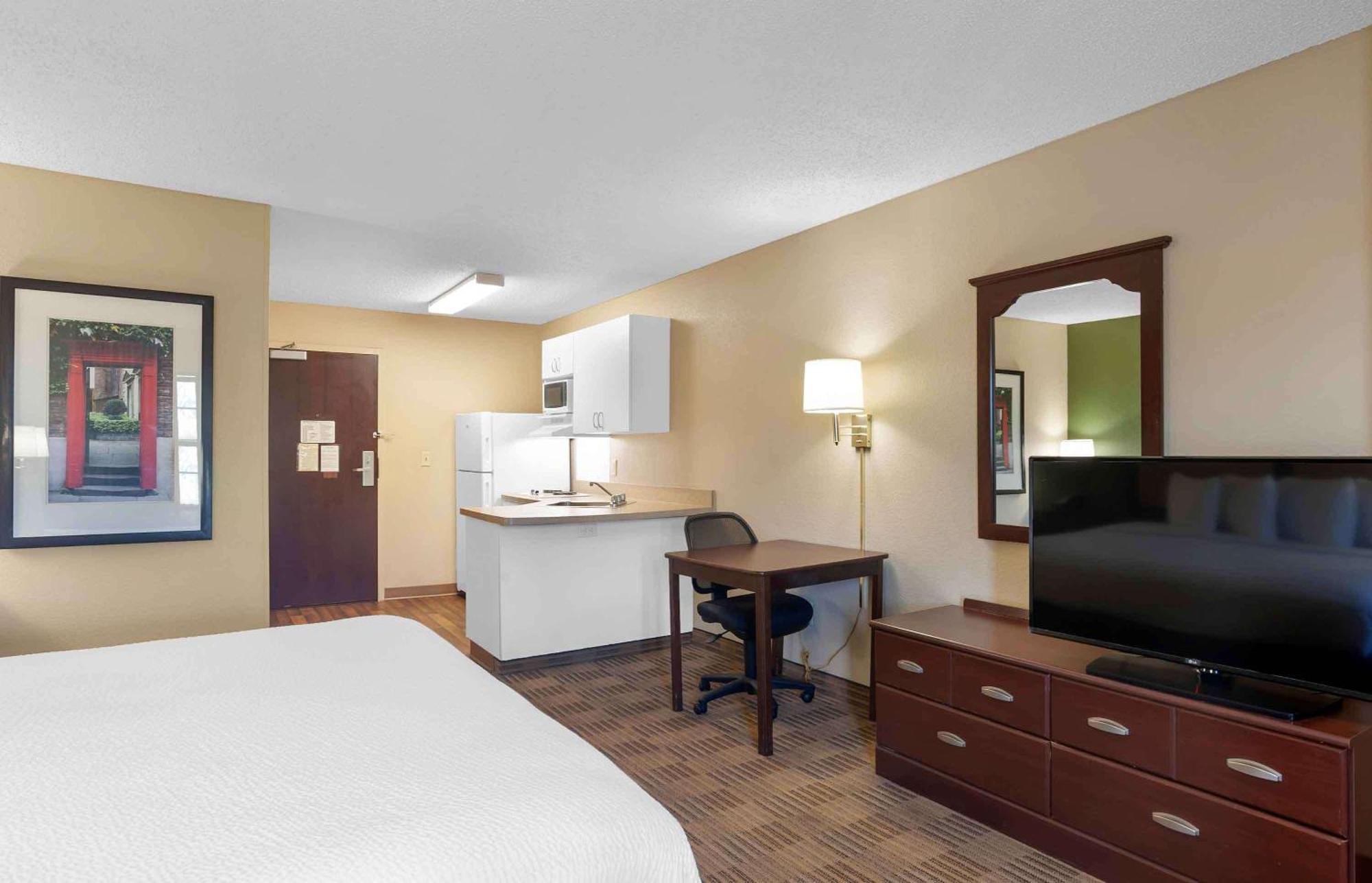Extended Stay America Suites - Fort Lauderdale - Cypress Creek - Nw 6Th Way ภายนอก รูปภาพ