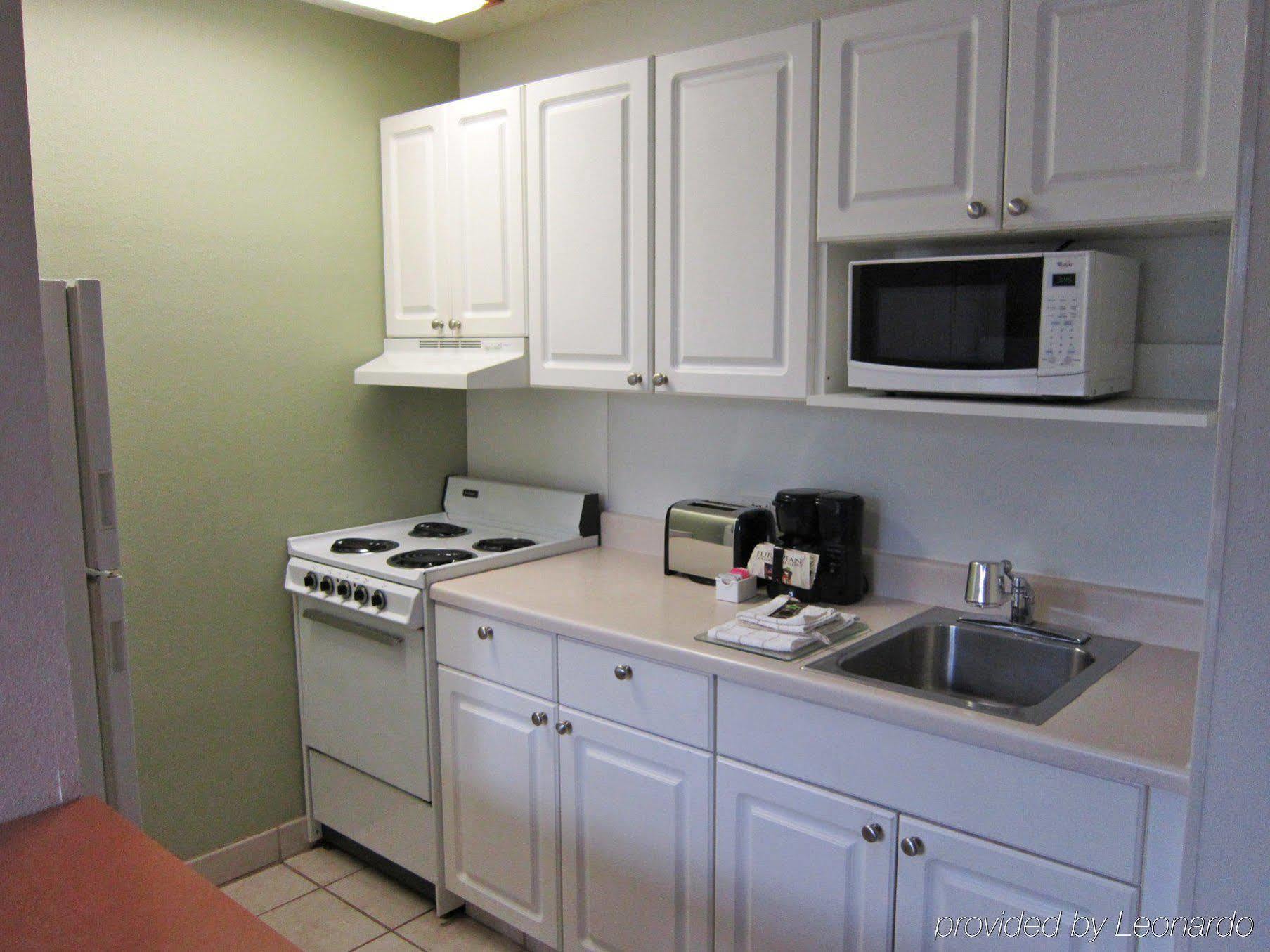 Extended Stay America Suites - Fort Lauderdale - Cypress Creek - Nw 6Th Way ภายนอก รูปภาพ